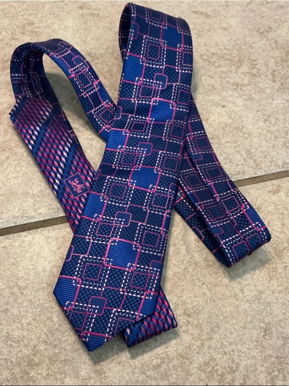 Bugatoni NavyBlue and Pink Geometric Men's Necktie